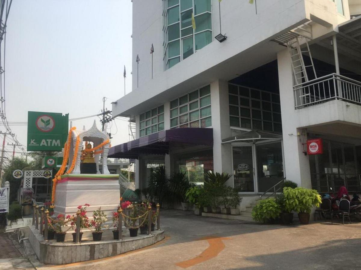 V Verve Service Apartment Hotel Chachoengsao Dış mekan fotoğraf