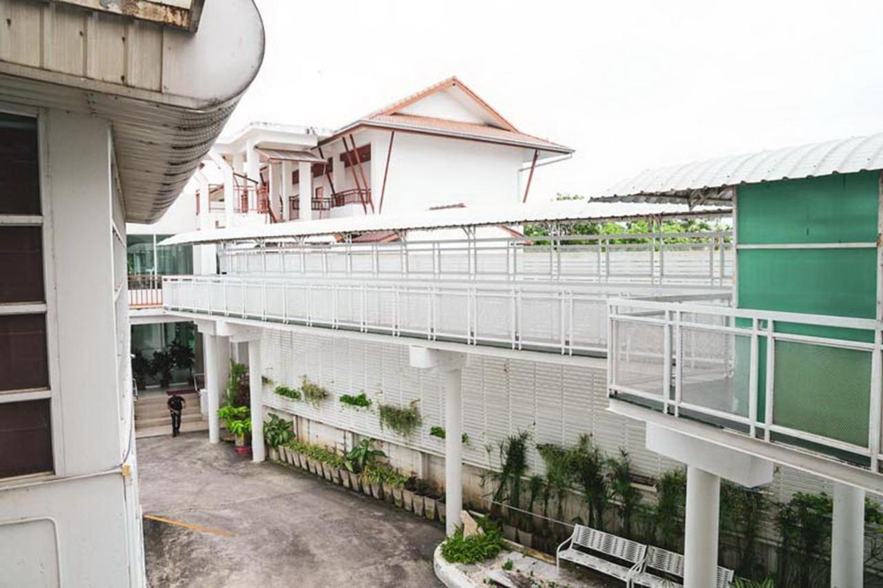 V Verve Service Apartment Hotel Chachoengsao Dış mekan fotoğraf