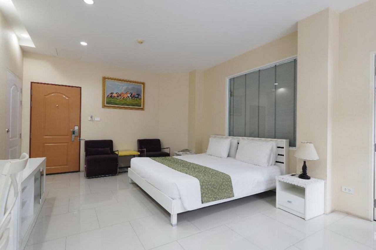 V Verve Service Apartment Hotel Chachoengsao Oda fotoğraf