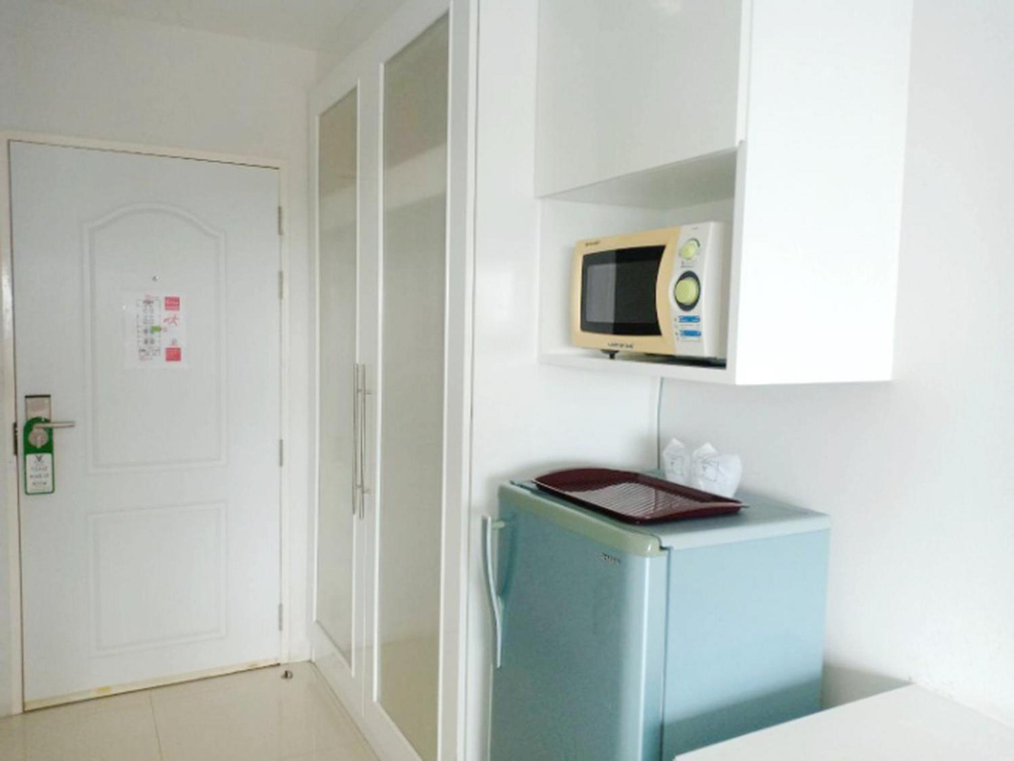 V Verve Service Apartment Hotel Chachoengsao Oda fotoğraf