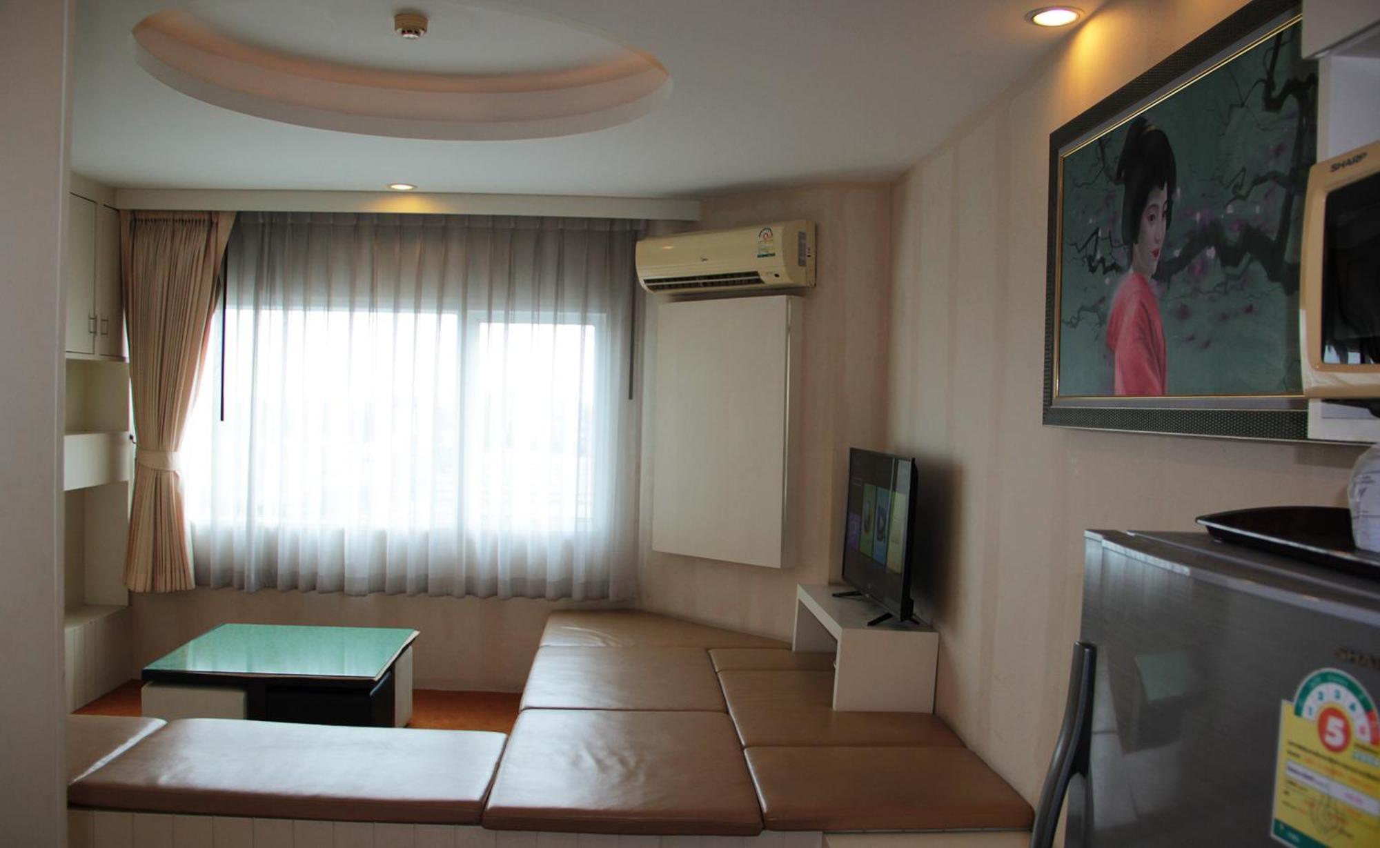 V Verve Service Apartment Hotel Chachoengsao Oda fotoğraf