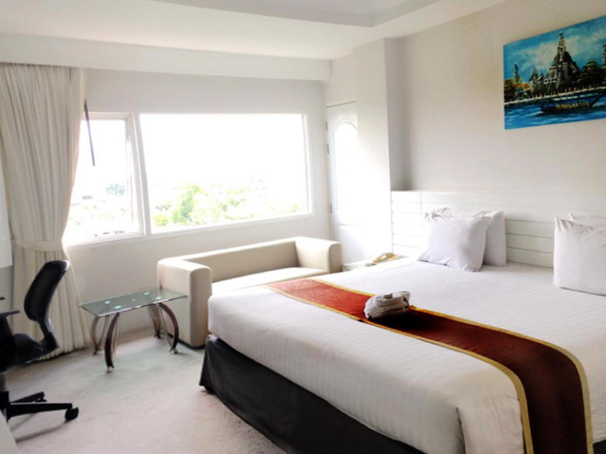 V Verve Service Apartment Hotel Chachoengsao Oda fotoğraf