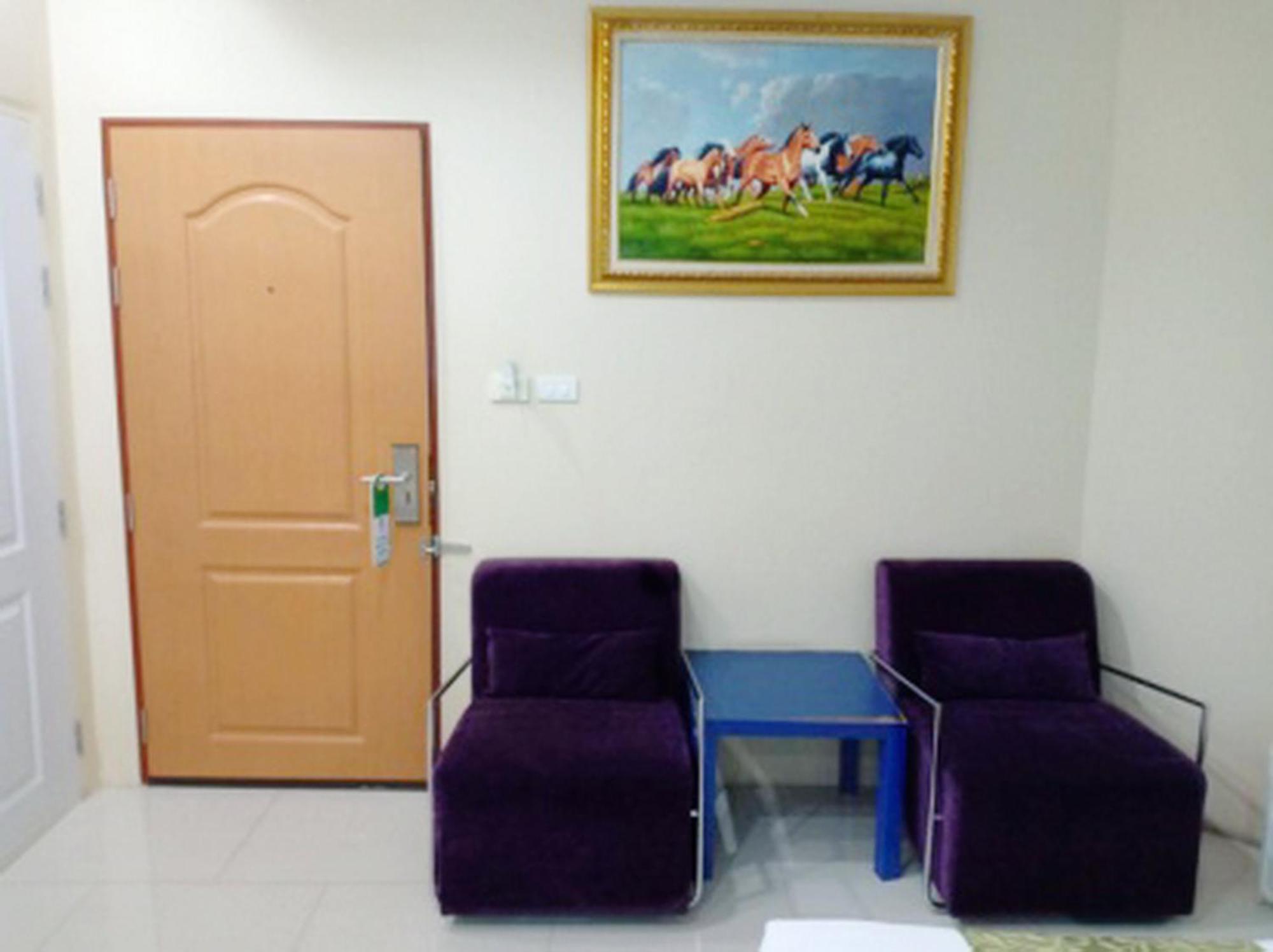 V Verve Service Apartment Hotel Chachoengsao Oda fotoğraf