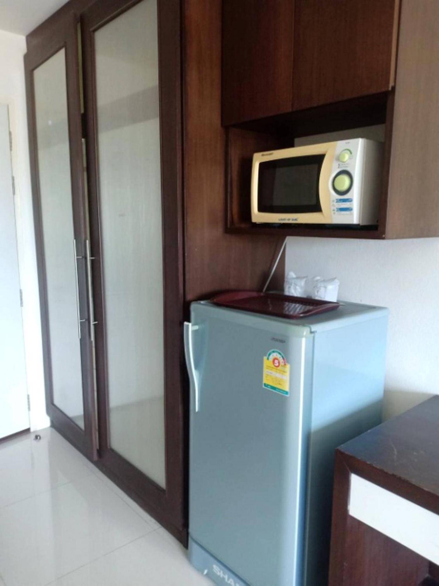 V Verve Service Apartment Hotel Chachoengsao Oda fotoğraf