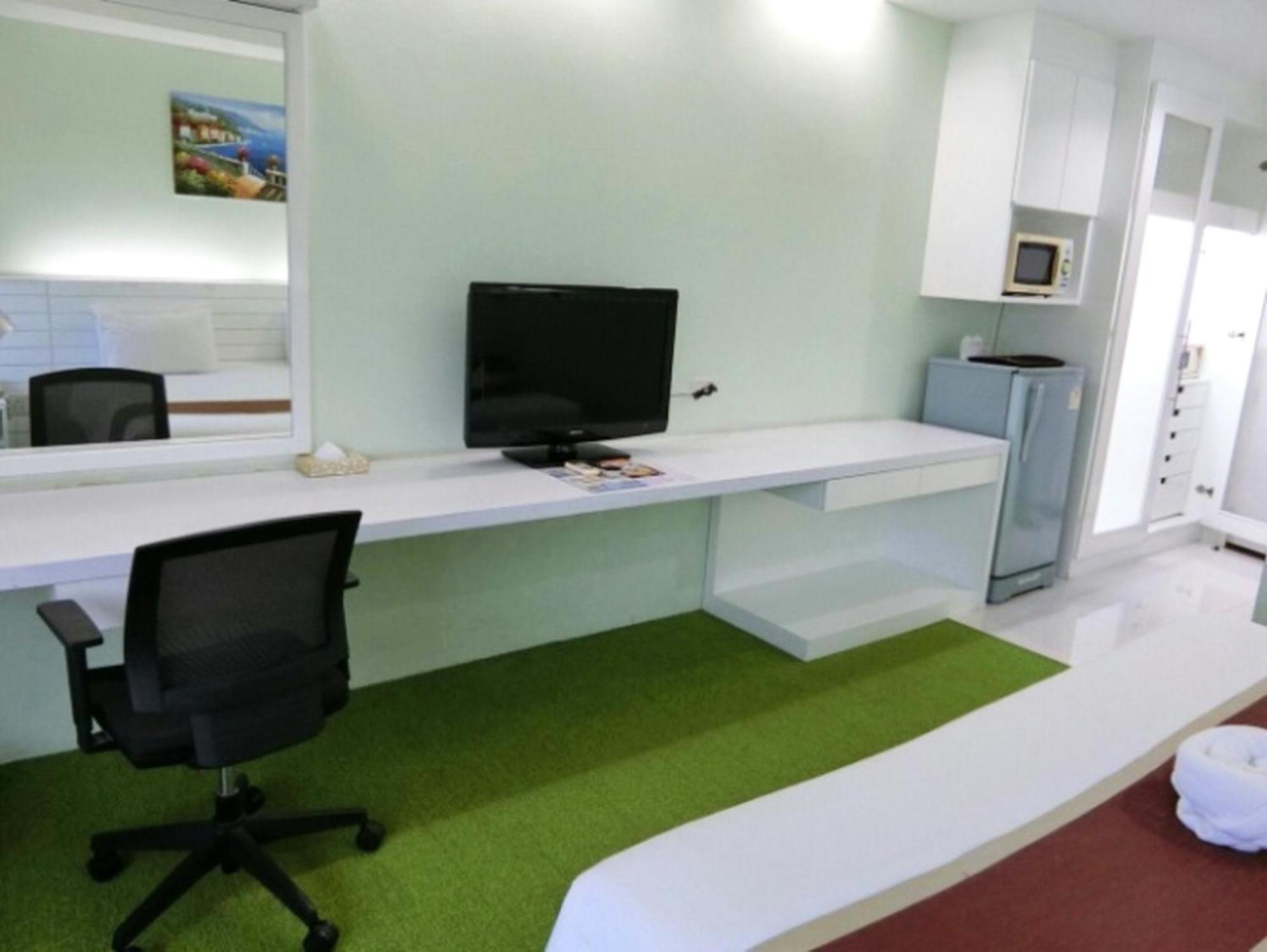 V Verve Service Apartment Hotel Chachoengsao Oda fotoğraf